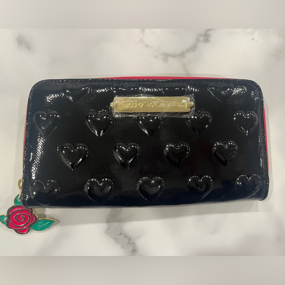Betsey Johnson Heart Wallet